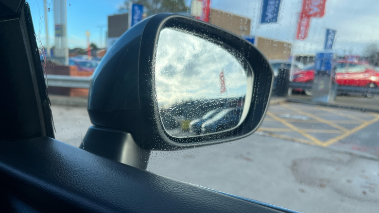 Nissan Qashqai 1.3 DiG-T MH Acenta Premium 5dr Petrol Hatchback